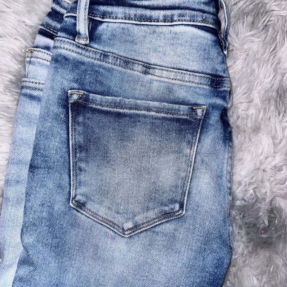 Bayeas Classic Light Wash 90’s Blue Denim Jeans - EUC Size 24 - Picture 2 of 13